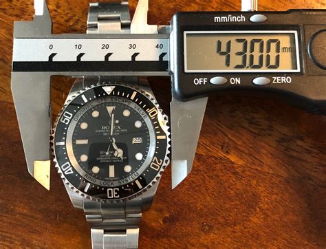 how do i no what size case my rolex is|how to measure rolex size.